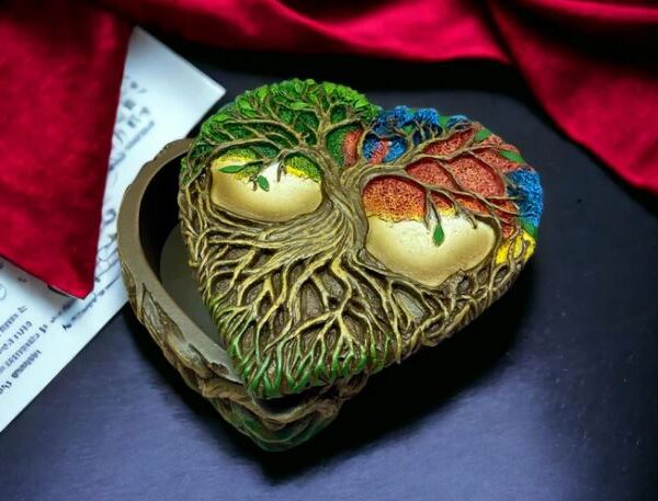 Heart Shape Tree of Life Box